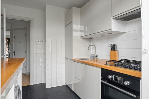 Medium property photo - Leiduinstraat 17-2, 1058 SG Amsterdam